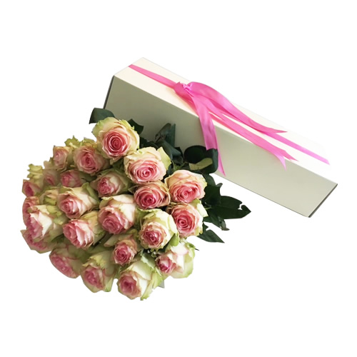White box with light pink roses