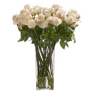 Ivory Roses Vase