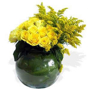 Premium Yellow Roses Vase
